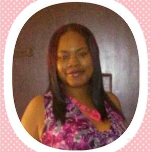 Meet your Posher, Denise